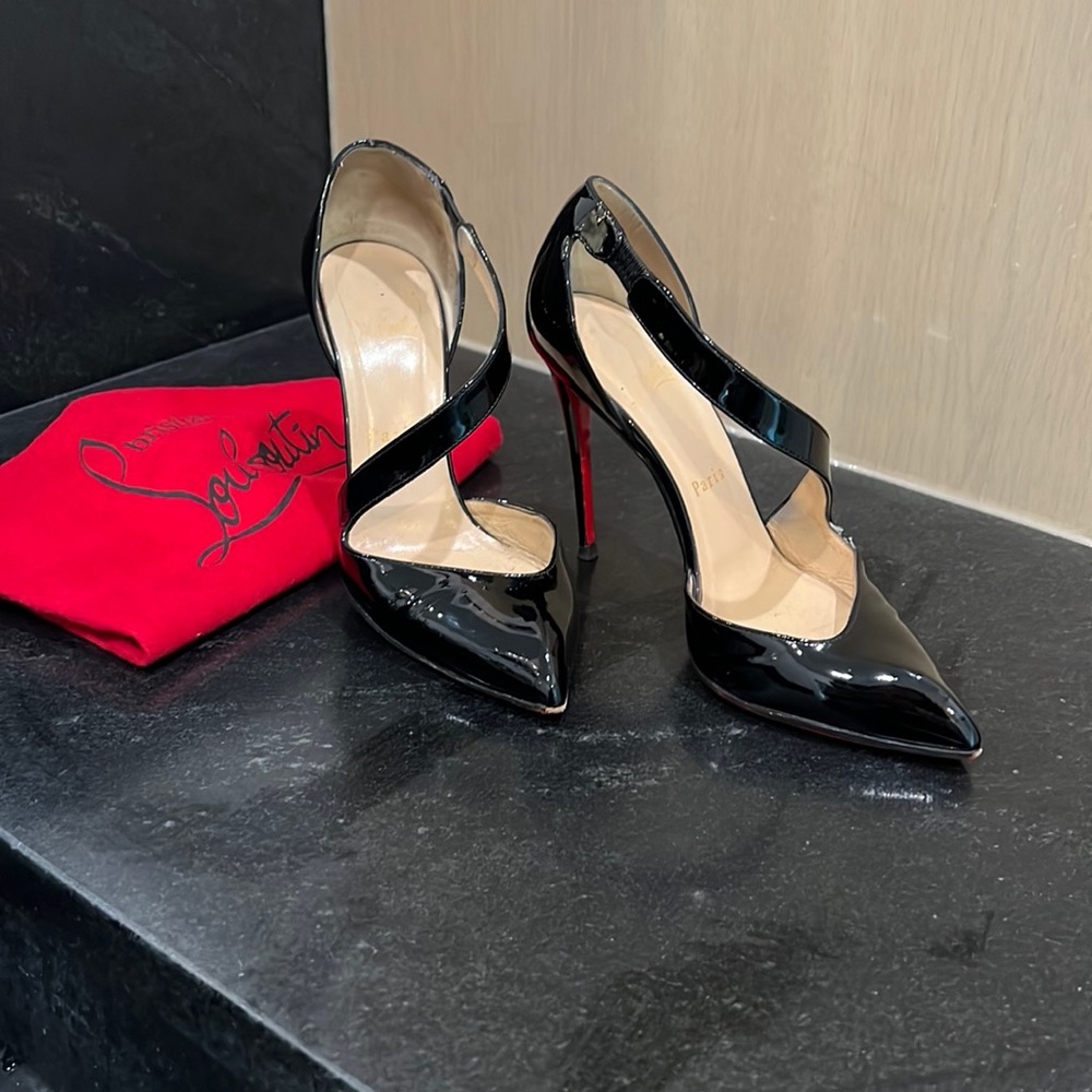 Christian Louboutin Jumping Asymmetrical Black